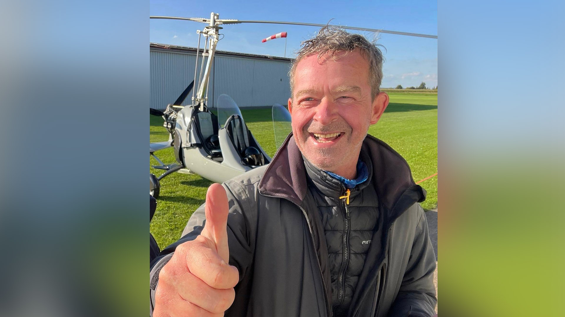 Chef Micha freut sich. Sein neuer Tragschrauber